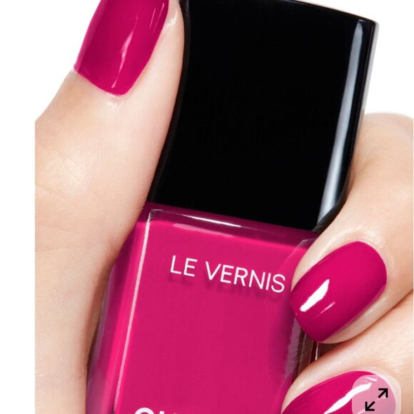 Authentic CHANEL Vernis Fucshia Pink 759 Energy Longwear Nail Polish Color NIB - Picture 3 of 12